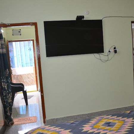Manohars New Home Tirupati Exterior foto